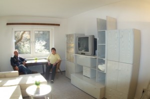 Senioren Umzuege Einzug Aufbau Wohnzimmer fertig
